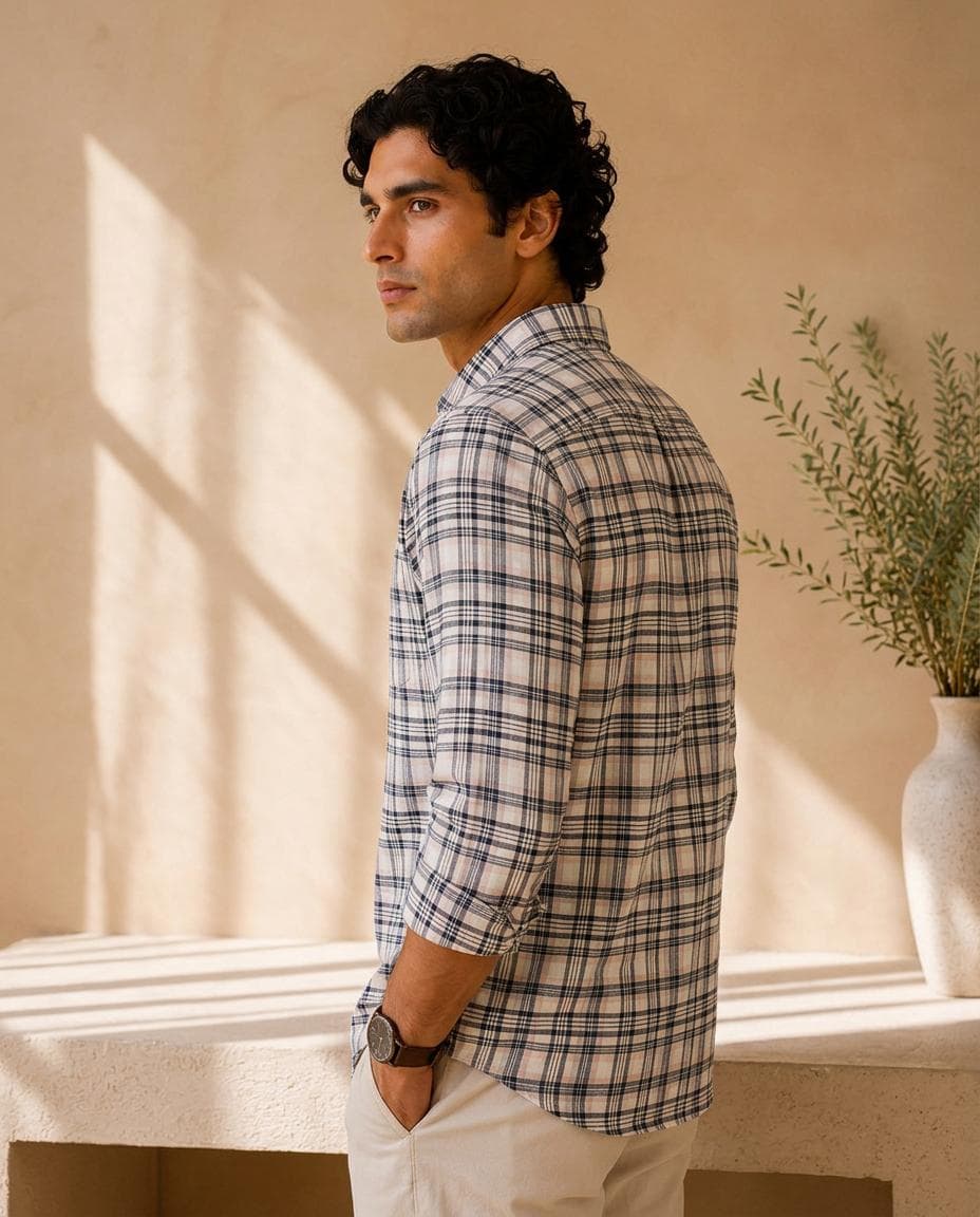 Checked casual shirt view 3